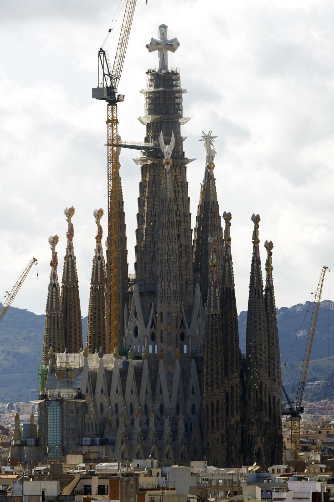 La Sagrada Familia, la interminable obra de Gaudí que bendecirá el Papa