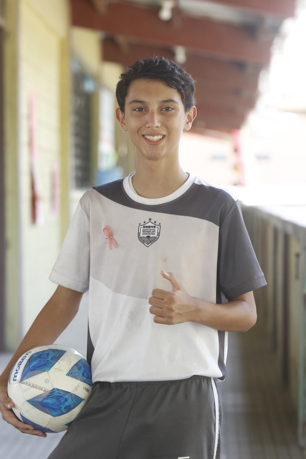 Seis jóvenes que inspiran: Ellos son los mejores estudiantes de la ENBVS