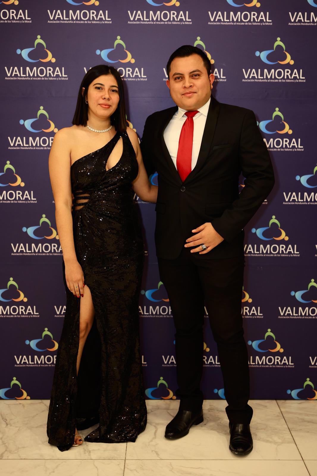 Valmoral honra el legado solidario y cultural de Elena Durón de Larios