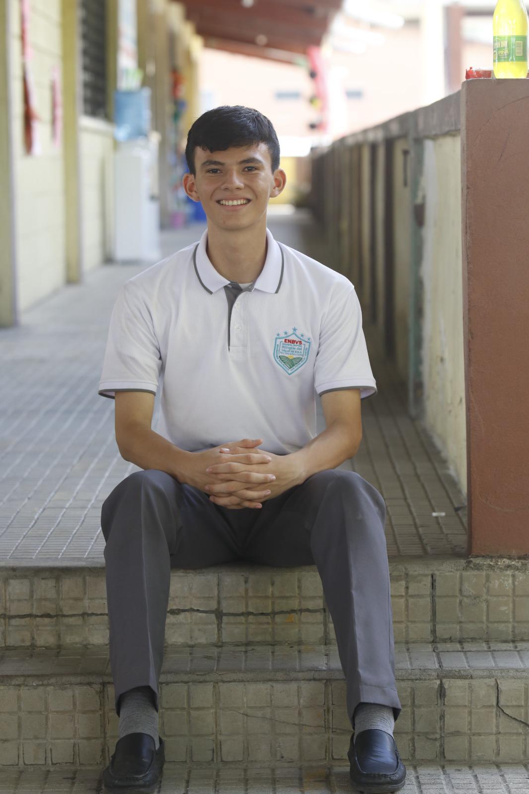 Seis jóvenes que inspiran: Ellos son los mejores estudiantes de la ENBVS