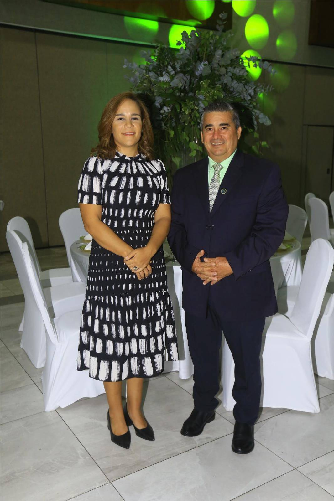 Realizan homenaje por su trayectoria empresarial a Flabio Tinoco