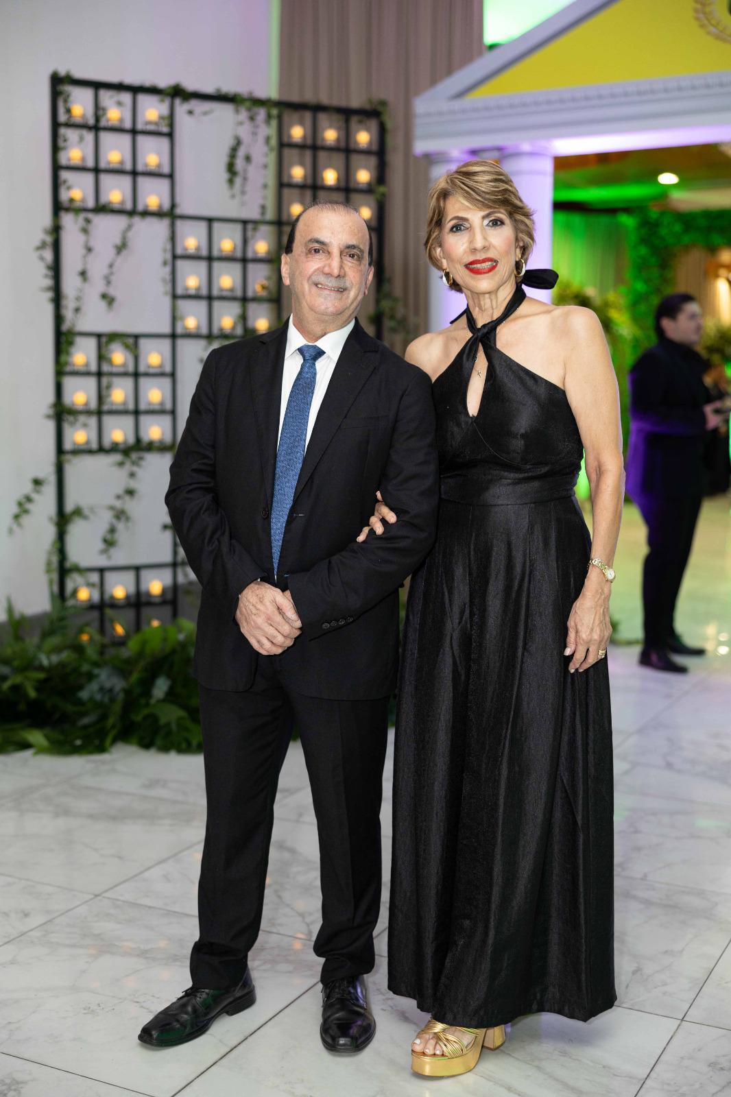 Elegancia y alegría: Así se vivió la celebración del 40 aniversario de la UTH