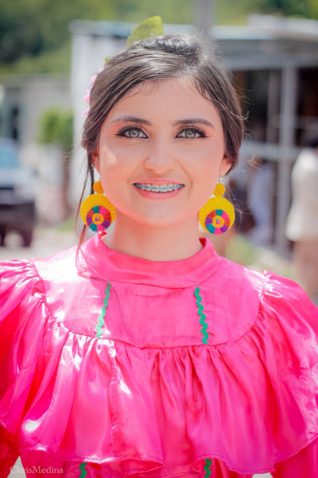 Santa Bárbara no se cansa de regalarnos mujeres bellas