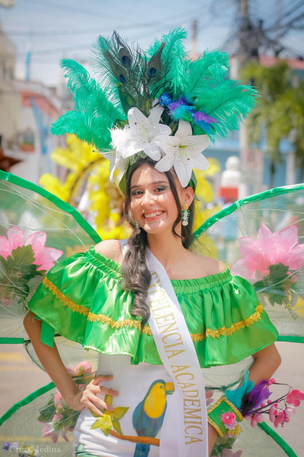 Santa Bárbara no se cansa de regalarnos mujeres bellas