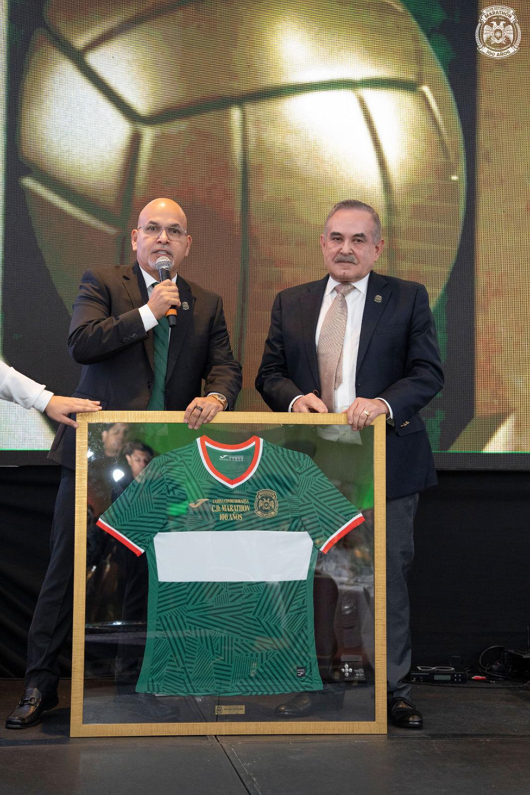 El Marathón celebra su centenario con una cena de gala