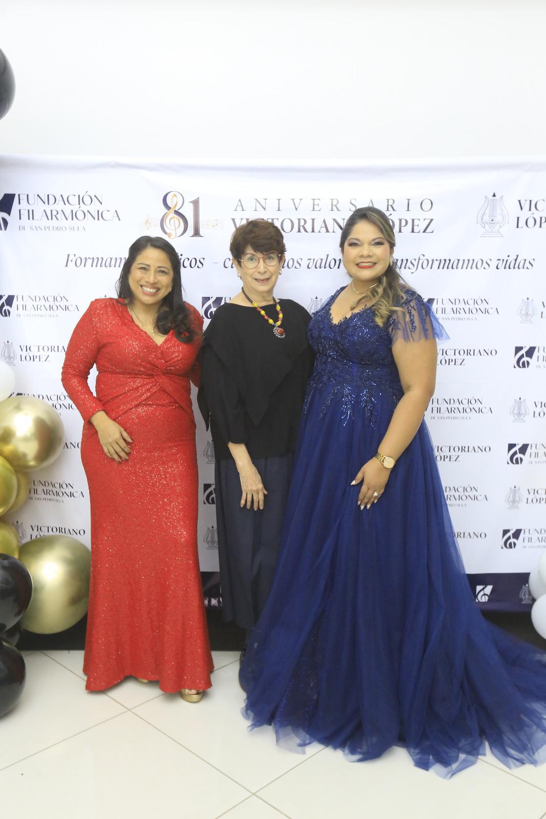 Fotos: Victoriano López festeja su 81 aniversario con gala artística