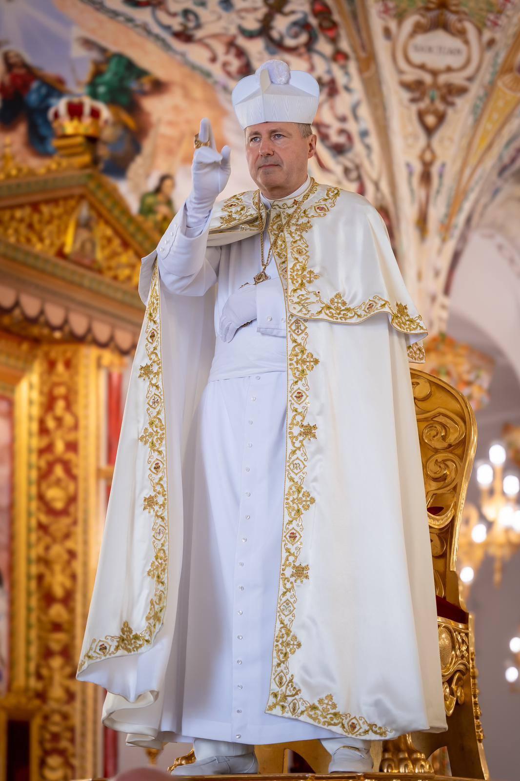 “No hace falta Cónclave, ya elegimos”: ¿Quién es el Papa Pedro III?