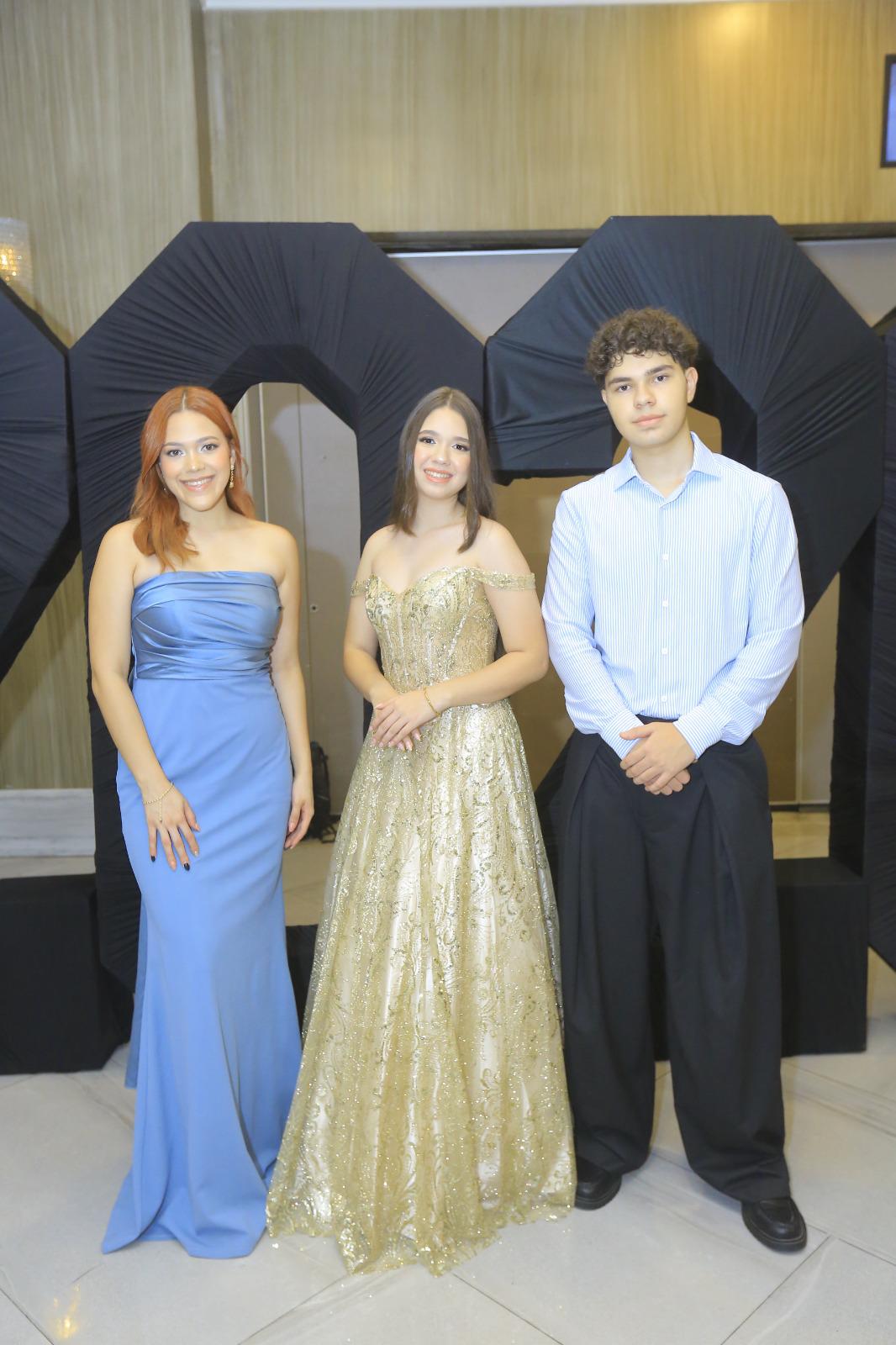 Una noche inolvidable para los 22 seniors de Big Step Institute