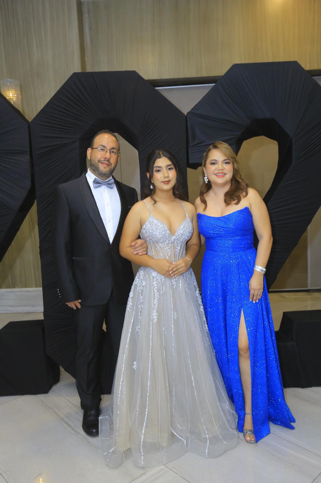 Una noche inolvidable para los 22 seniors de Big Step Institute