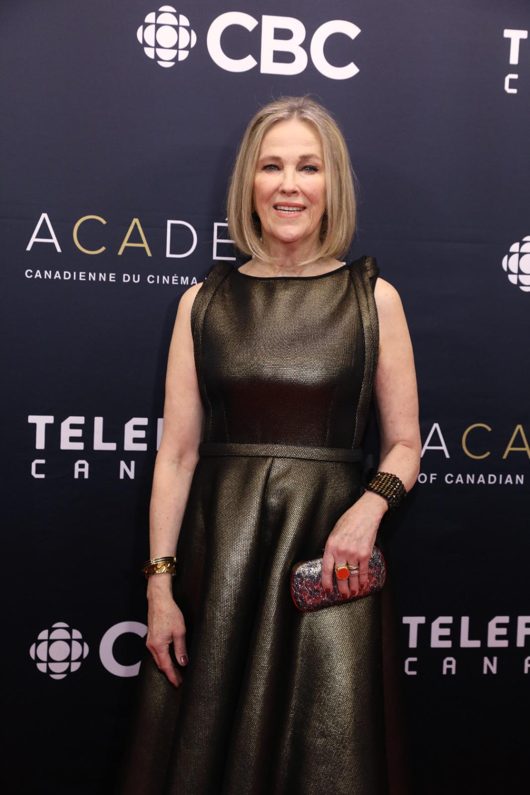 Nuevos detalles salen a la luz: Catherine O’Hara no podía respirar