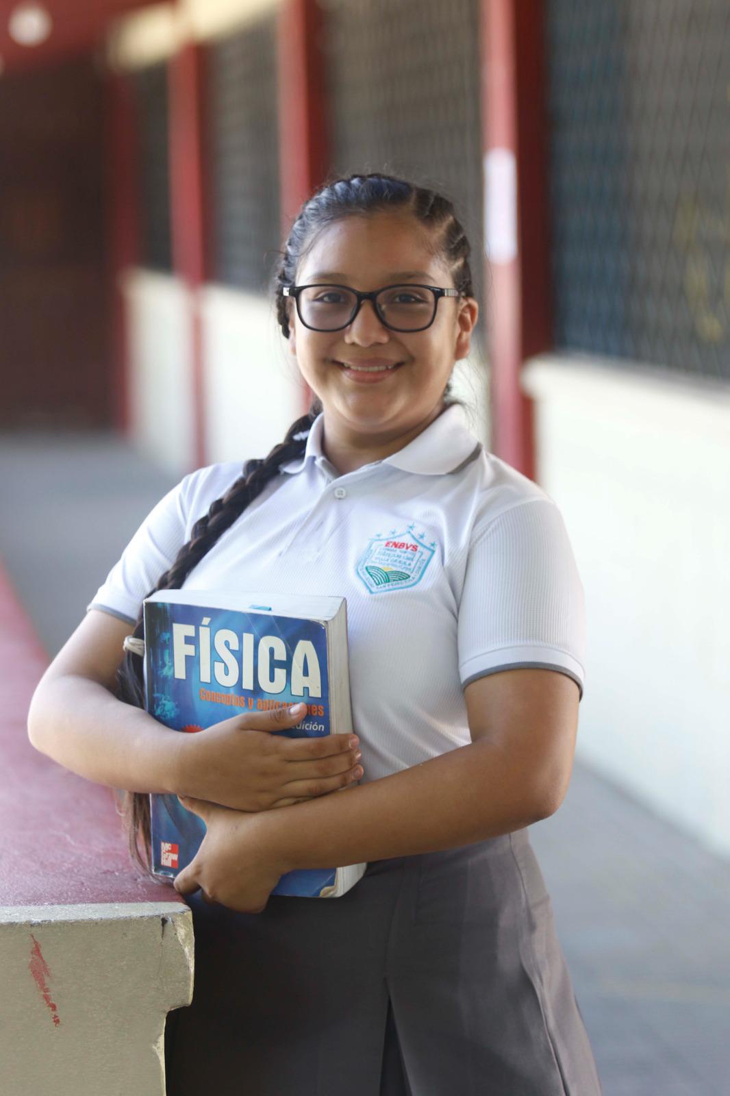 Seis jóvenes que inspiran: Ellos son los mejores estudiantes de la ENBVS