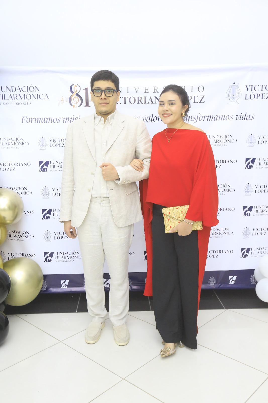 Fotos: Victoriano López festeja su 81 aniversario con gala artística