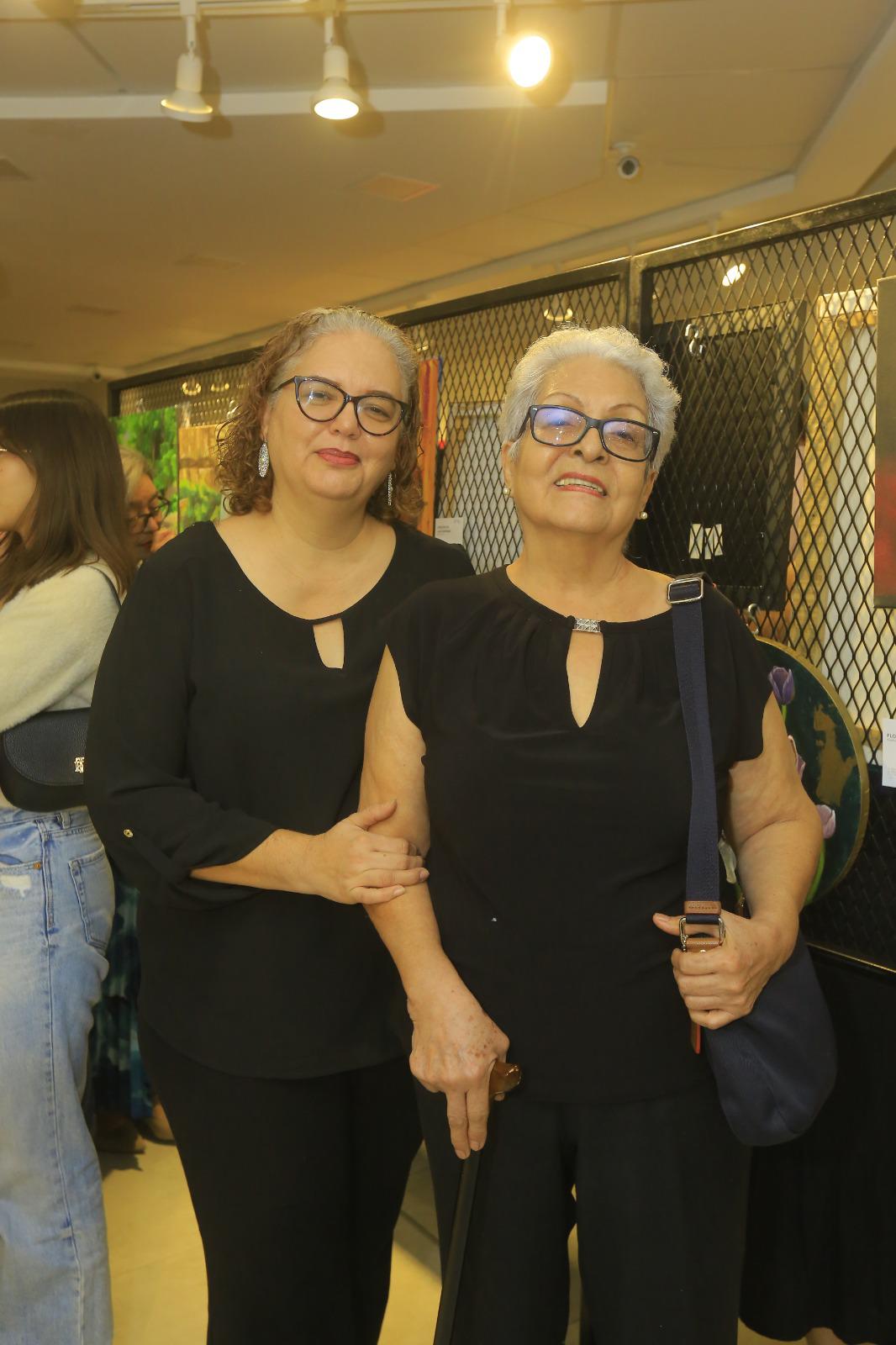 Reconocen a Carolina Vélez y Martha Abarca en Esencia de Mujer 2026