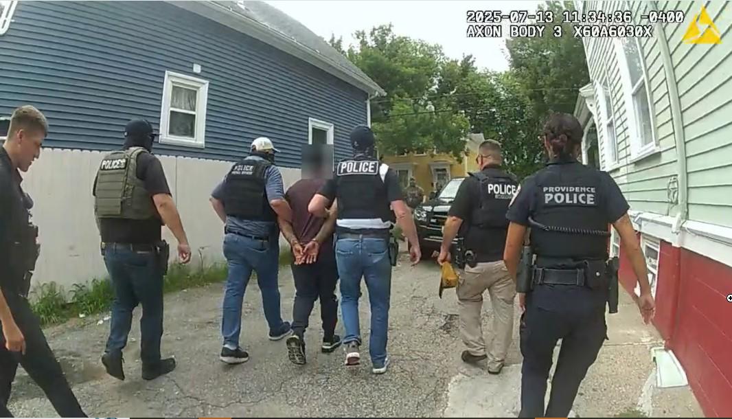 ¿Quién es el sonriente pandillero hondureño detenido por ICE? Su historial delictivo