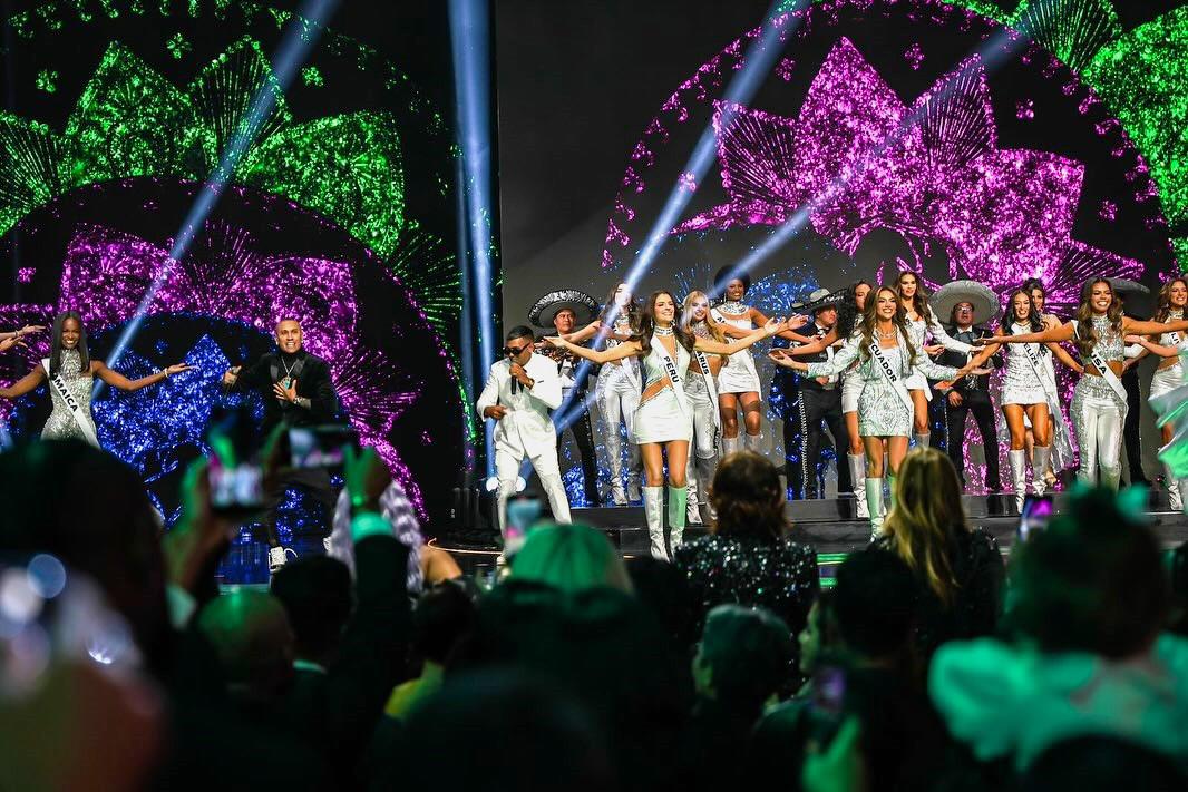 Taboo de los Black Eyed Peas, Richaelio, Nico Ruiz, Robin Thicke y Vikinafueron los artistas encargados de entretener al público.