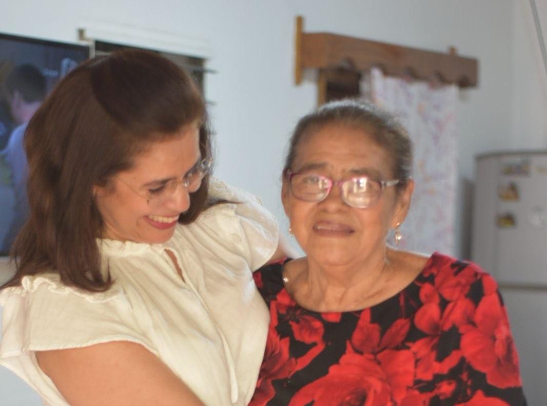 Muere madre de la precandidata presidencial Rixi Moncada
