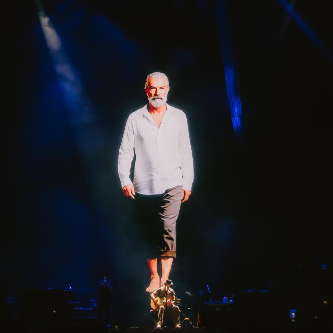 Las 16 postales que Arjona compartió del concierto en Tegucigalpa