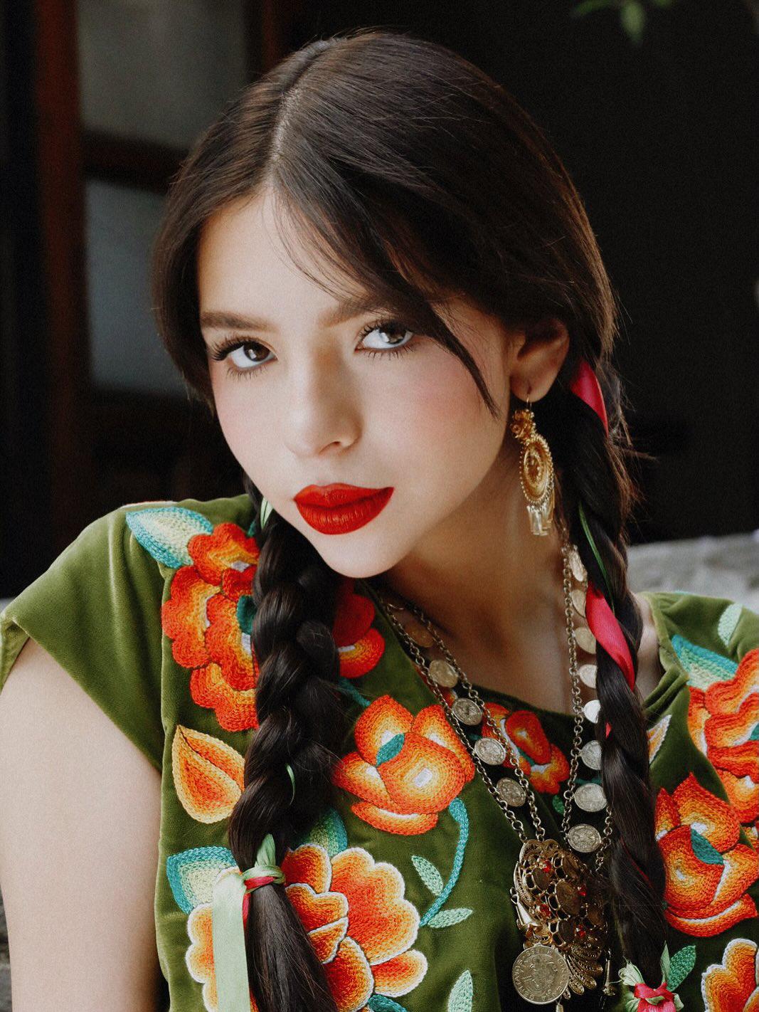 ¿Qué pasa entre Karol Sevilla y Ángela Aguilar? Claves del conflicto