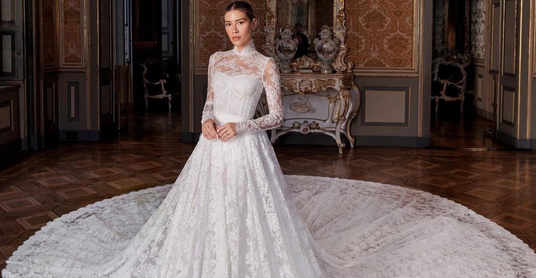 Con tres vestidos y Luis Miguel, así es la boda de Michelle Salas