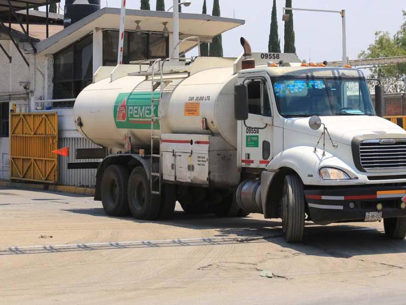 En un año, las contribuciones de Petróleos Mexicanos (Pemex) al Gobierno federal crecieron en un 13.3 por ciento como resultado de los altos precios del petróleo a nivel internacional.