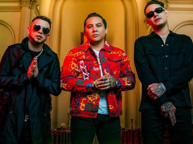 MR. JC el del Palabreo junto a Edwin Luna y Pablo Cárdenas lanzaron ayer el video musical de “Me voy a poner borracho”.