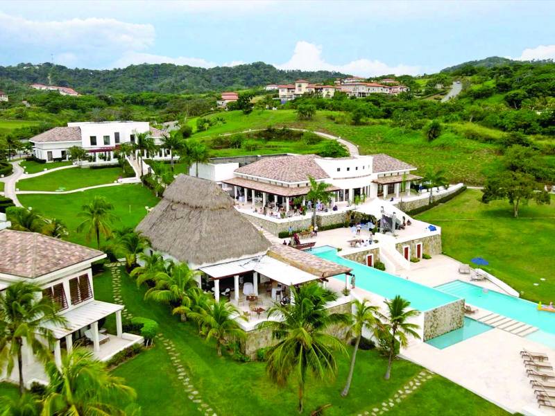 Paraíso. Las Verandas Hotel &amp; Villas ubicado en el caribe hondureño renovó sus instalaciones.