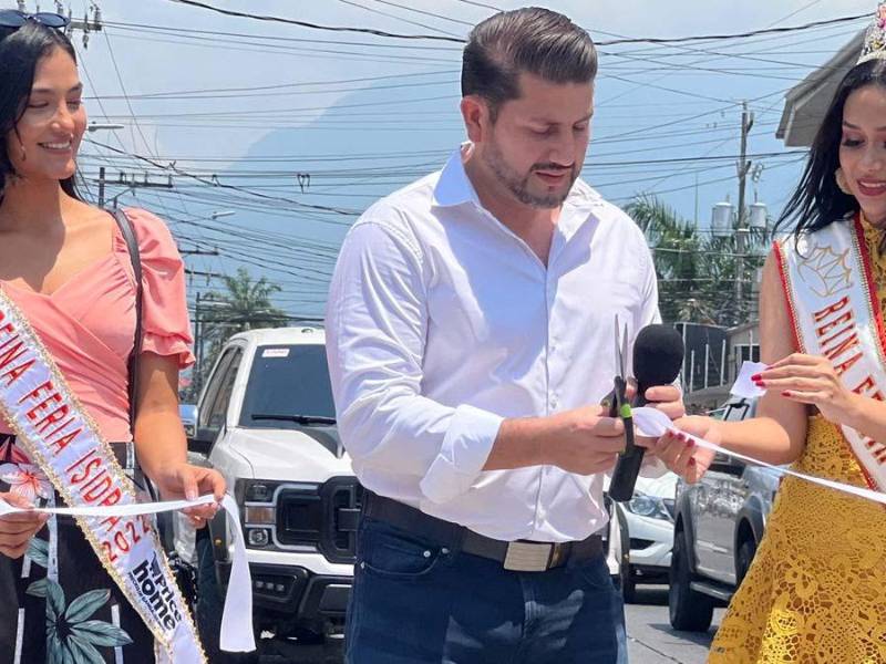 Ceibeños inauguran la Feria Isidra y Gran Carnaval de la Amistad 2022