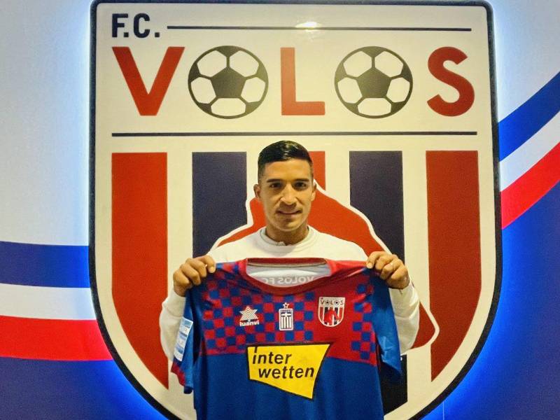 Michaell Chirinos fue presentado por el Volos de la Superliga de Grecia.