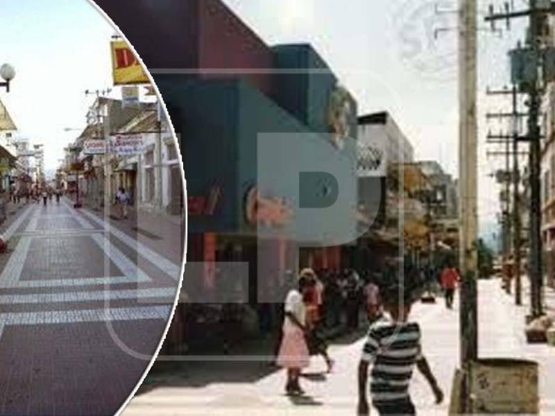 Los sampedranos recuerdan con nostalgia la ciudad ordenada, un parque central limpio y una zona peatonal donde podían caminar y compartir con familiares y amigos.