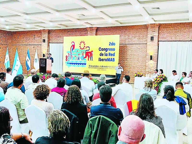 <b>El Congreso de Reservas de Biosferas tiene su sede en Copán Ruinas.</b>