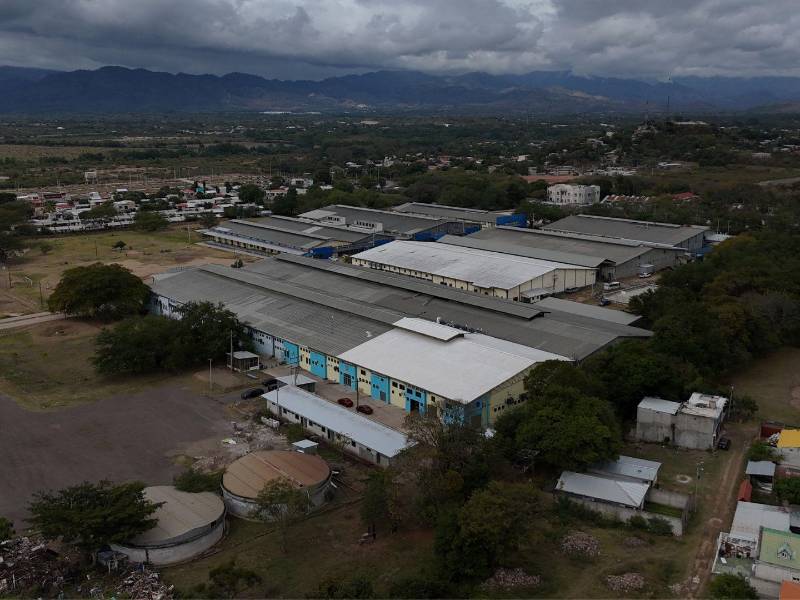 Las autoridades de la Secretaria de Seguridad confirmaron que la Policía ya no confeccionará los uniformes para sus agentes.