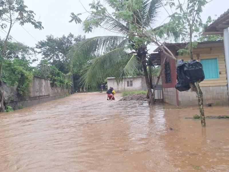Las condiciones climáticas adversas responden a la presencia de una masa de aire frío.