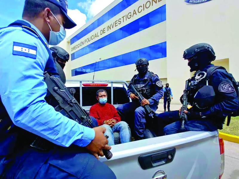 Un promedio de 158 semanas tarda la Policía para apresar a una persona que haya sido acusada.