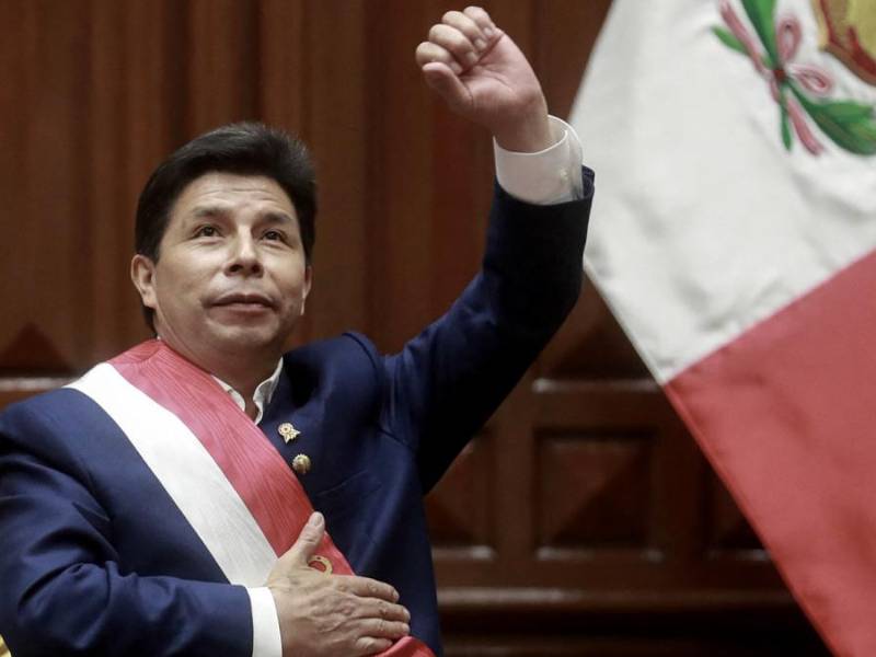 Pedro Castillo, presidente de Perú, disolvió el congreso.