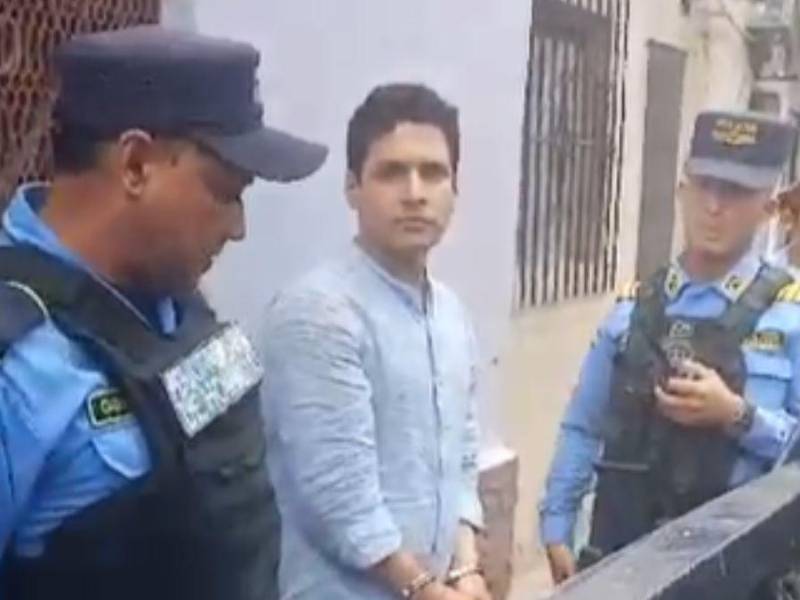 Carlos Estrada fue arrestado por la Policía Nacional.