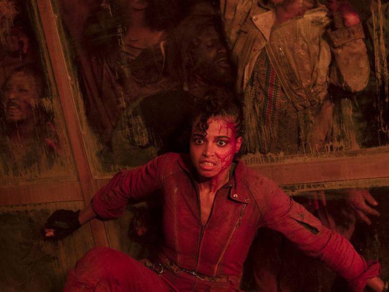 Netflix lanzó las primeras imágenes de su próxima serie, “Resident Evil”, inspirada en los videojuegos de Capcom y que parece guardar cierta continuidad visual y temática con las películas de Paul W.S. Anderson.