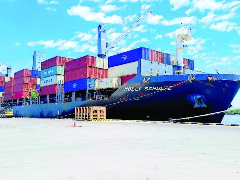 <b>Las exoneraciones fiscales superan los 56,000 millones de lempiras.</b>