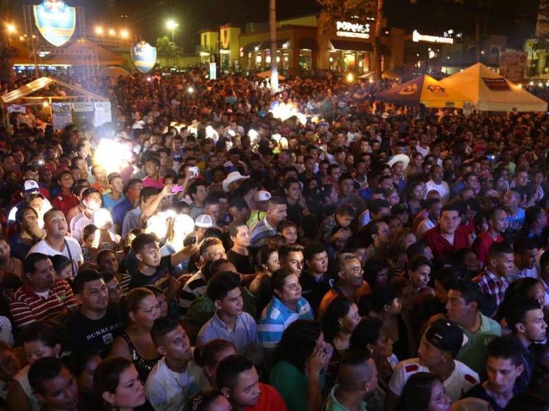 Foto de archivo de una actividad de la Feria Juniana en San Pedro Sula.