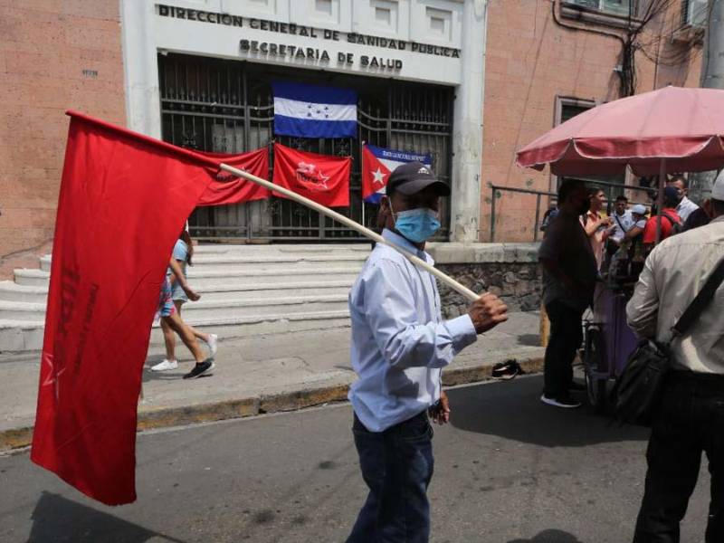 Los manifestantes aseguraron que dentro de los simpatizantes de Libre hay personas capaces para optar por los cargos.