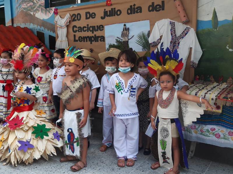Como todos los años hoy 20 de julio se conmemora el Día del Cacique Lempira en honor al Héroe hondureño el cacique lenca que luchó por defender a su pueblo de la dominación española.