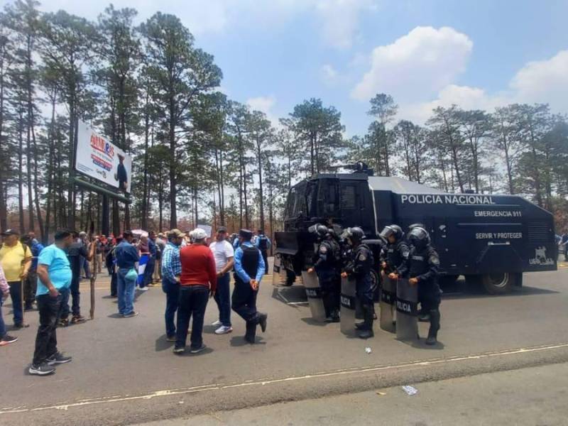La violenta represión es la primera de este tipo durante el Gobierno de Xiomara Castro.