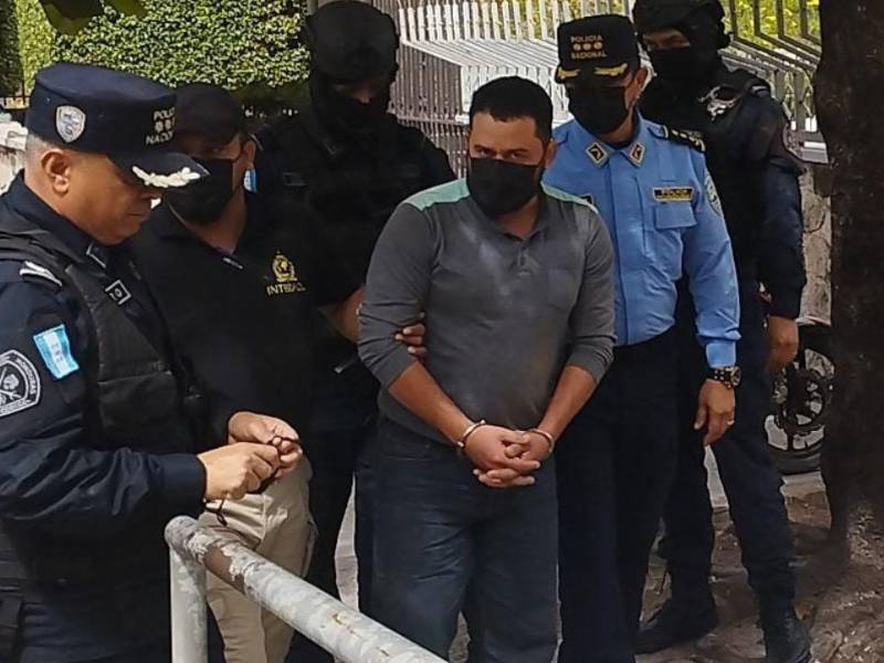 El presunto narcotraficante hondureño Mario Urbina será extraditado a Estados Unidos, que lo acusa de tráfico de drogas y lavado de activos, informó este miércoles el Supremo de Honduras en Tegucigalpa.