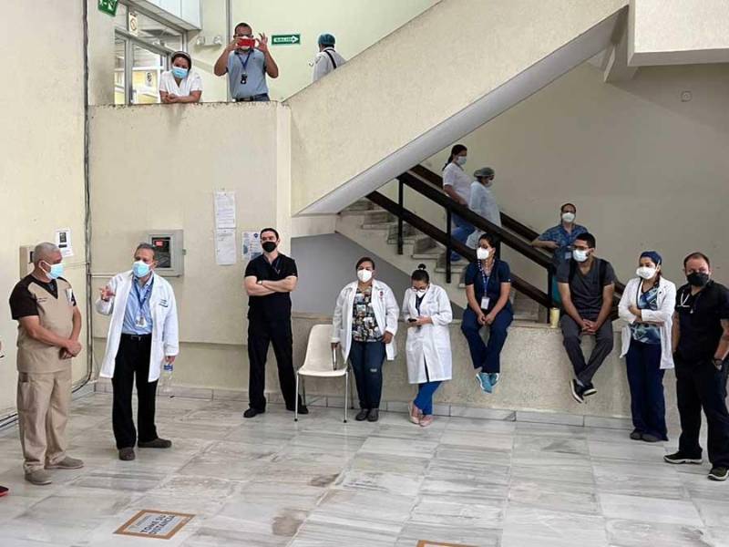 Los médico hicieron un llamado al gobierno a solucionar el problema.