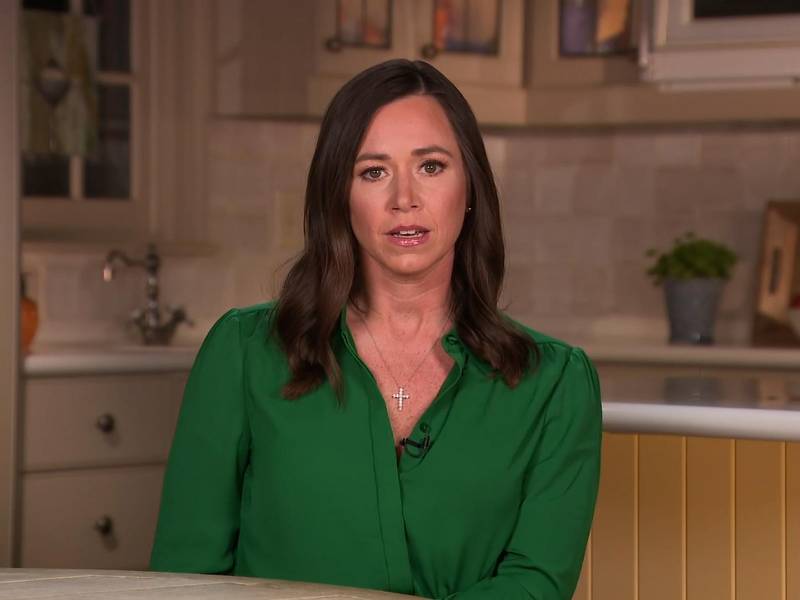 La senadora republicana Katie Britt es considerada por Trump para candidata a la vicepresidencia.