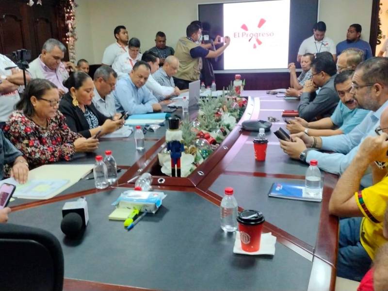 La sesión de la Corporación terminó en zipizape.