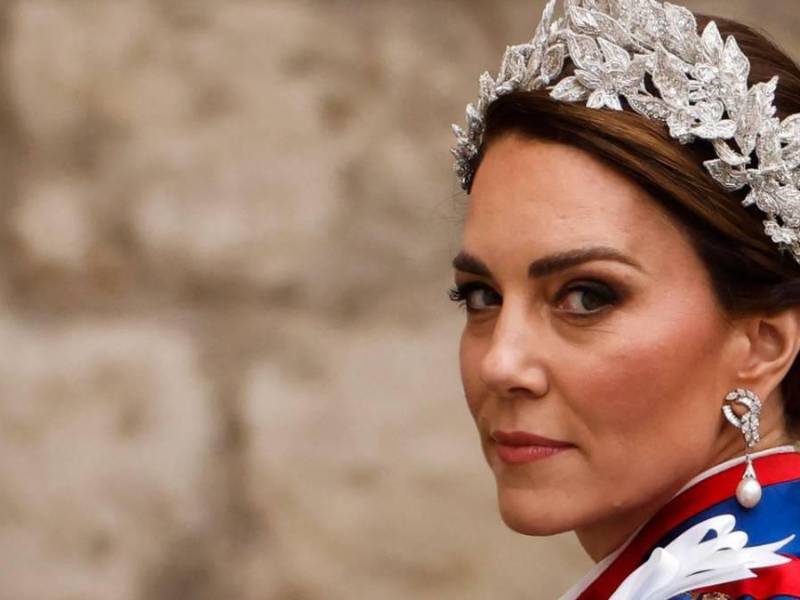 ”En lugar de enfriar las especulaciones [sobre el estado de salud de la princesa tras su operación], este panorama plantea más preguntas que respuestas”, resumía este lunes un artículo de la BBC.