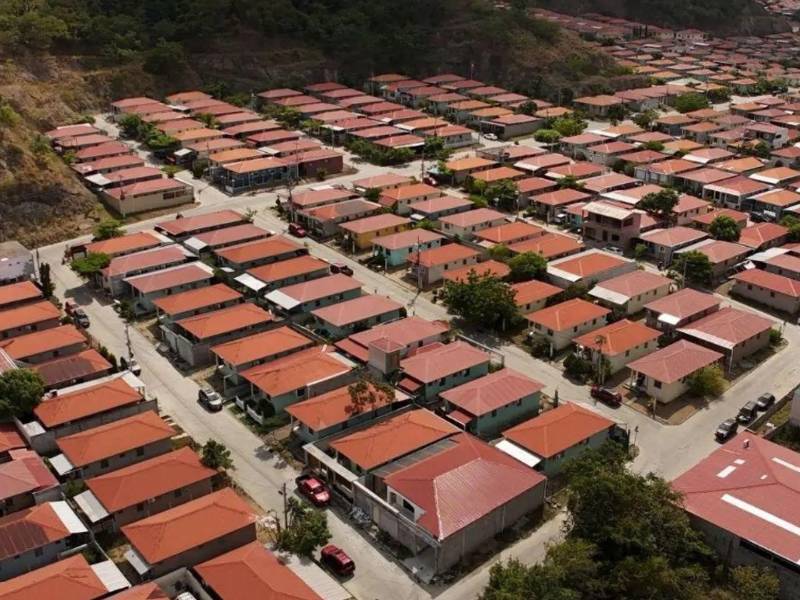 El techo de la vivienda social es de 1.4 millones de lempiras. Las ayudas están orientas para este tipo de casa, ya sea unifamiliar o multifamiliar (vivienda vertical).