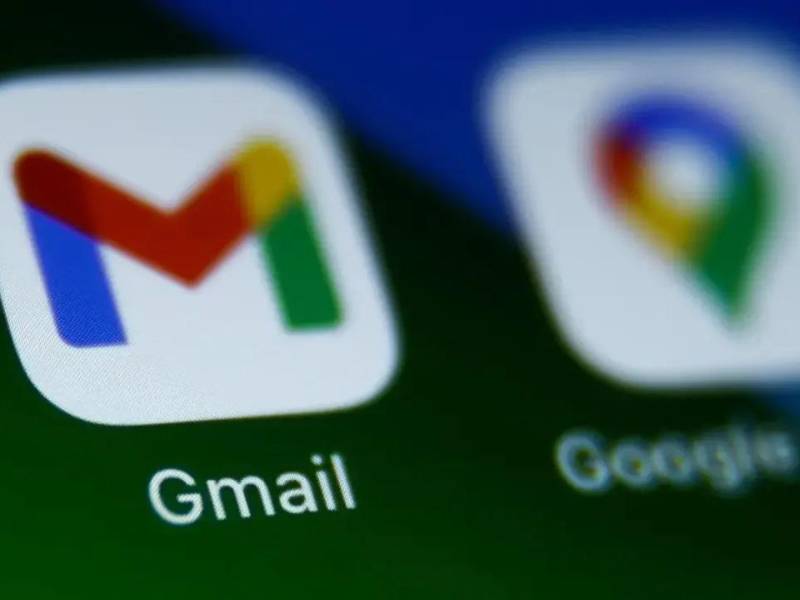 Con el paso del tiempo, Gmail ha ido añadiendo servicios, como chats, videollamadas o incluso la posibilidad de tener ayuda de la inteligencia artificial de Google para escribir correos.