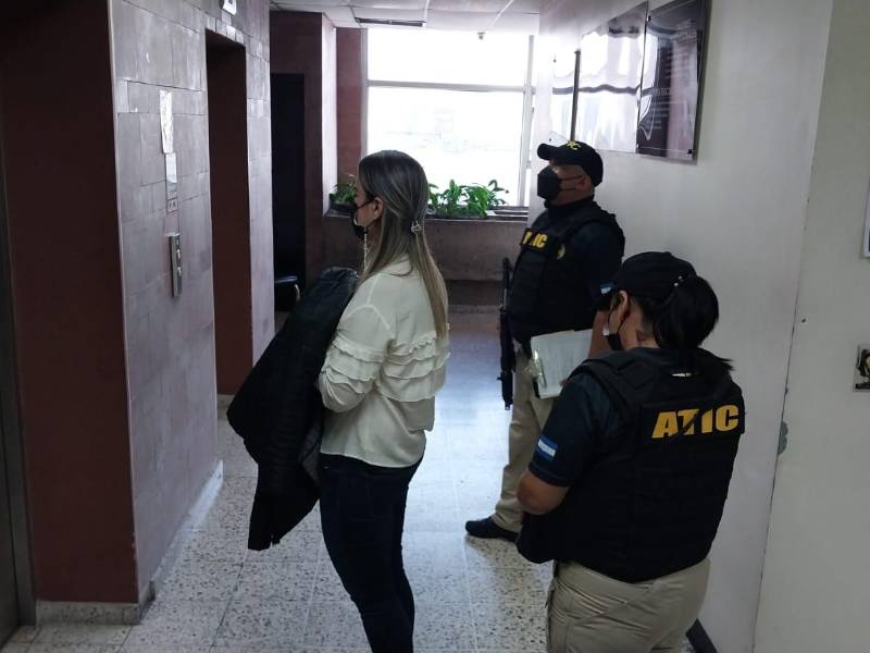 Ilsa Vanessa Molina, conocida como “La Palillona”, fue capturada nuevamente ayer miércoles (20 de octubre de 2022) por las autoridades hondureñas.