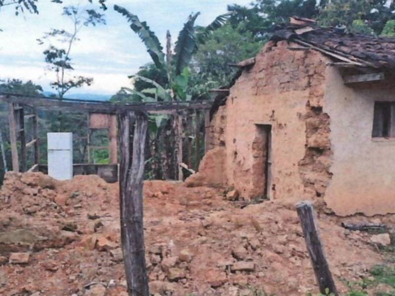 Esta imagen corresponde a la vivienda donde supuestamente residía Cristian Gabriel Chávez, en el barrio Dolores de Santa Rosa de Copán, pero nadie afirma haber mirado una casa como esta en la zona.
